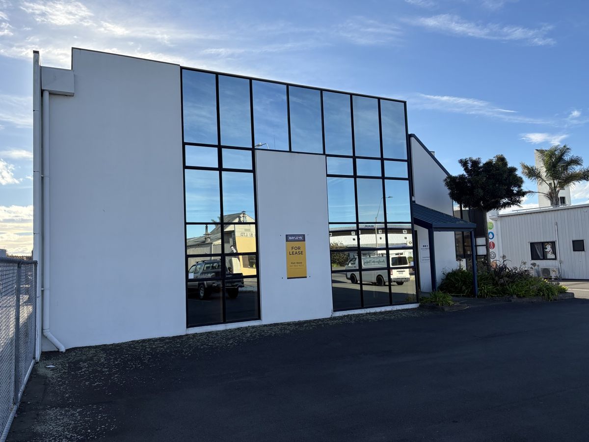 Office and warehouse opportunity