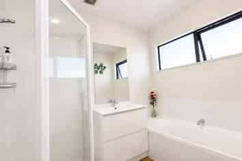 1 Pollen Street, Johnsonville