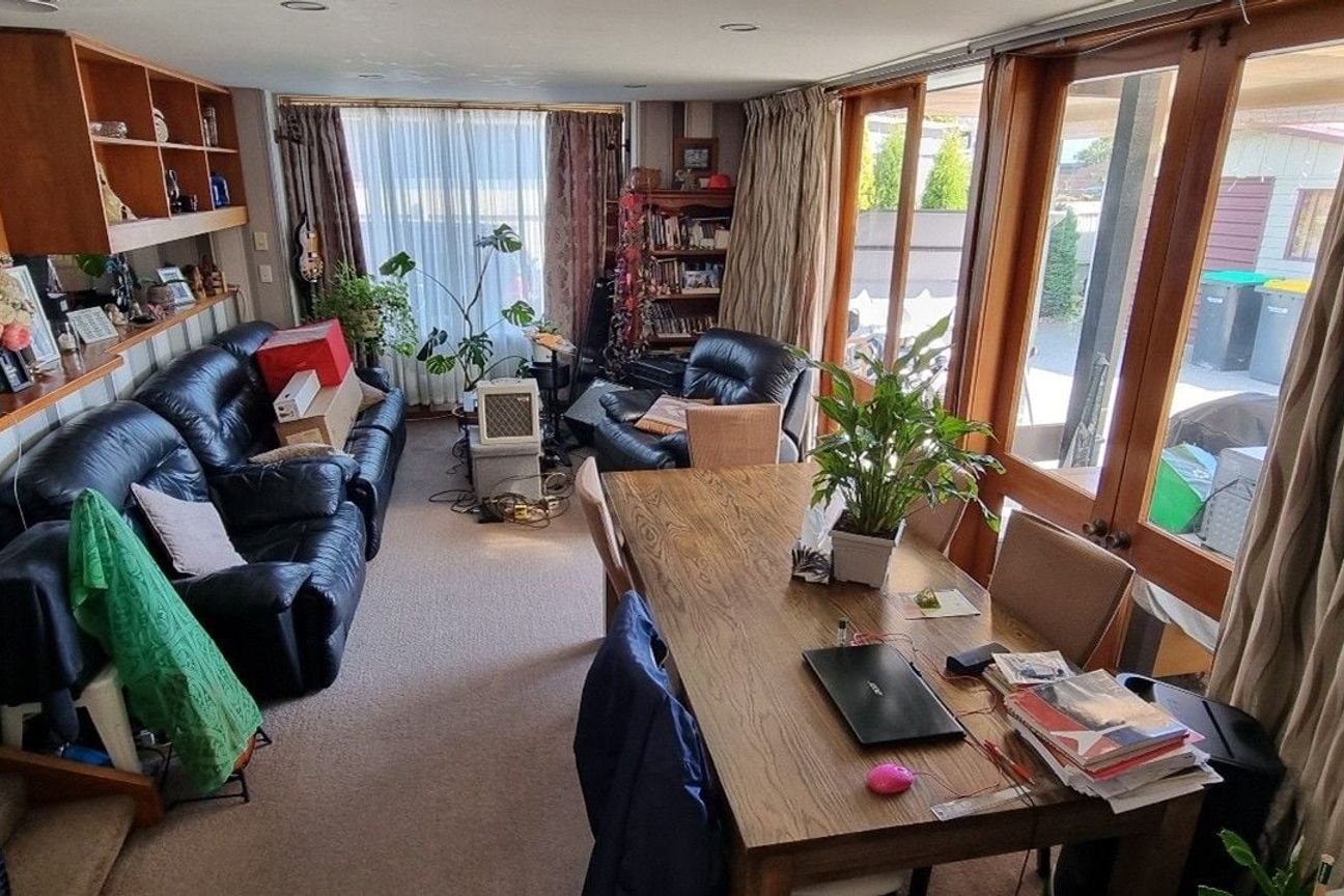 Cozy 4-Bedroom Home in Russley - Ansicht 4