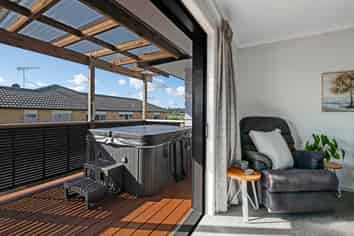 7 Raabia Close, Parakai
