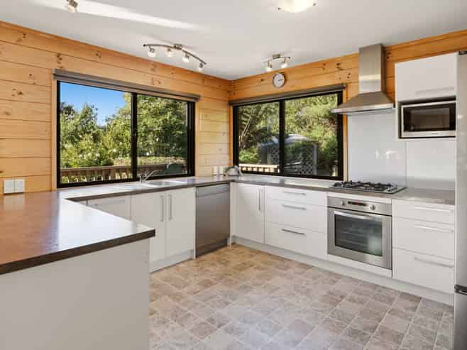 29 Manuka Drive, Ngakuta Bay