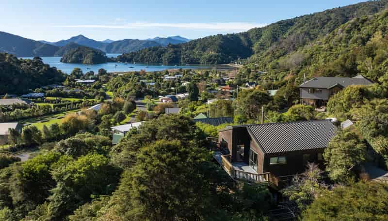 29 Manuka Drive, Ngakuta Bay
