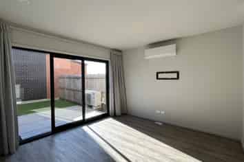 25/137 Hall Avenue, Mangere