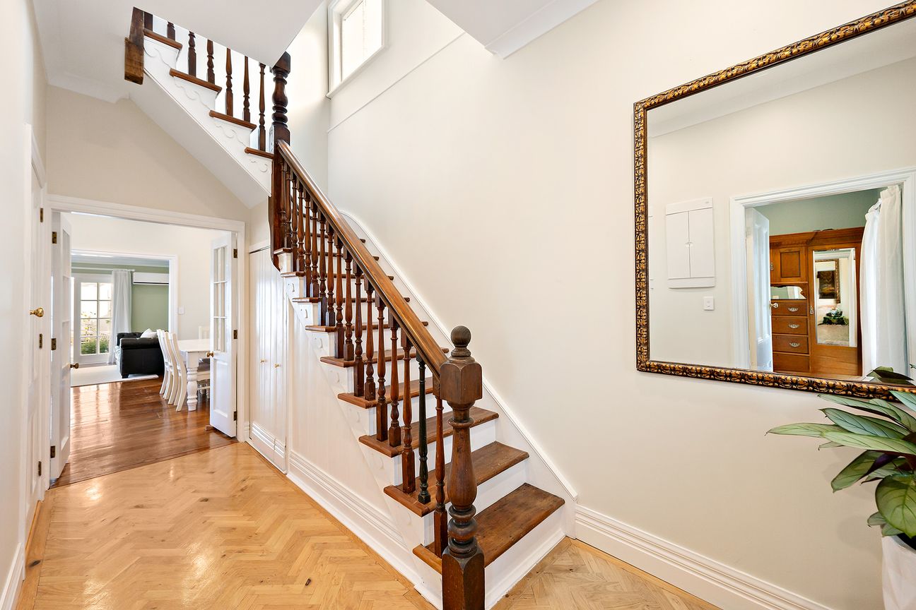 TOP QUALITY RENO - WITH GARAGING++ - Bild 5