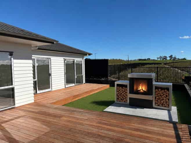 8 Lambert Road, Milldale