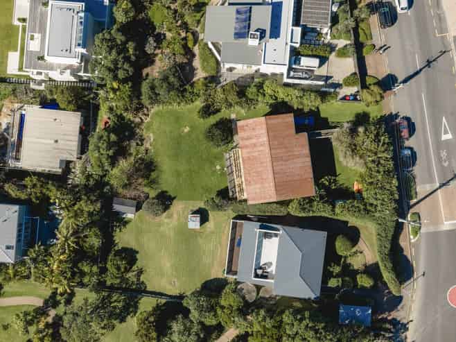 163 Ocean View Road, Oneroa