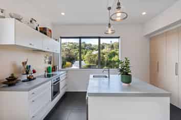 9 Tiketike Way, Brooklyn