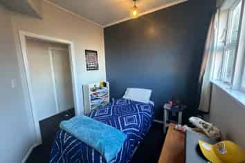 2/1a Harvey Road, Bluff Hill