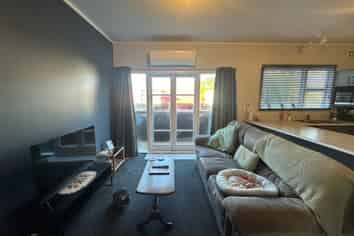 2/1a Harvey Road, Bluff Hill