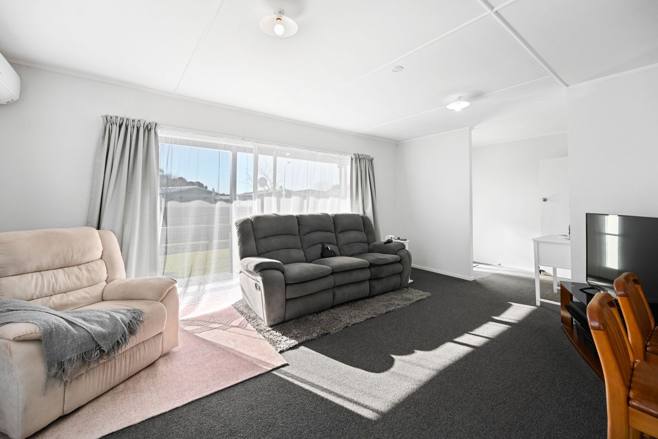 Home + Studio = Huge Value – pohled 4