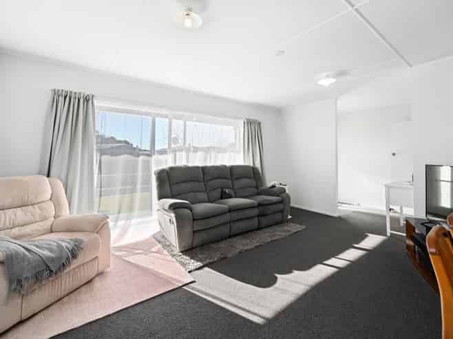11 Holmes Street, Nawton