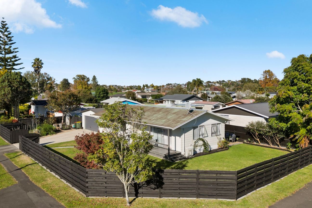 Home + Studio = Huge Value – pohled 3