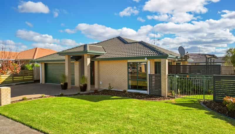 5 Mahonia Place, Pyes Pa