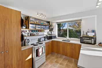 89a West Coast Road, Sheffield