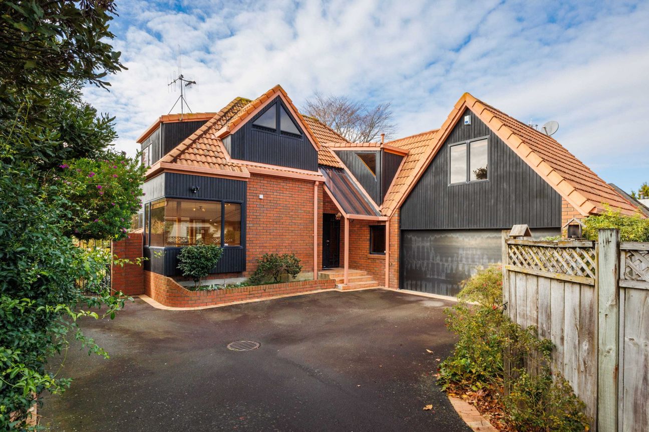 Prestigious Parkside on a Grand Scale - Fler