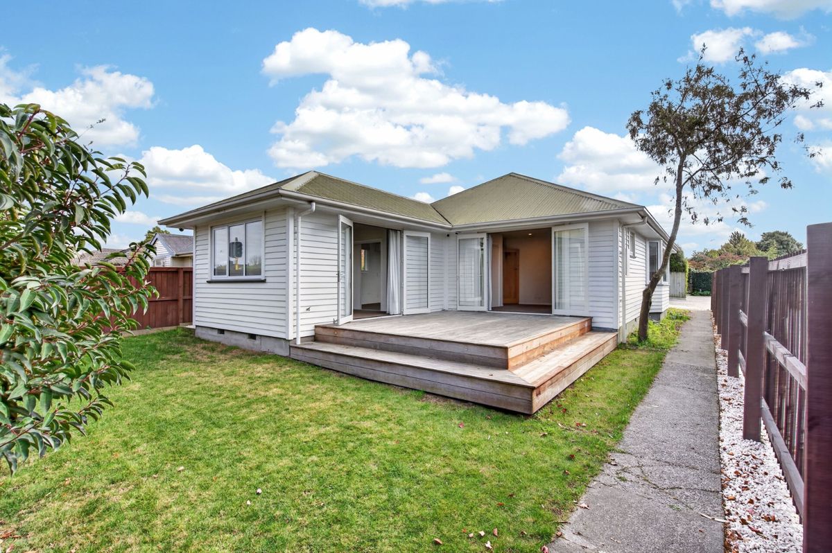 Spacious 4-Bed Home with Modern Comforts, Hoon Hay