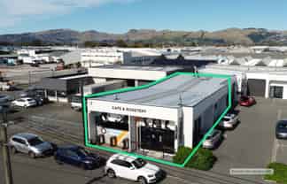 Flexible CBD Fringe Retail & Warehouse
