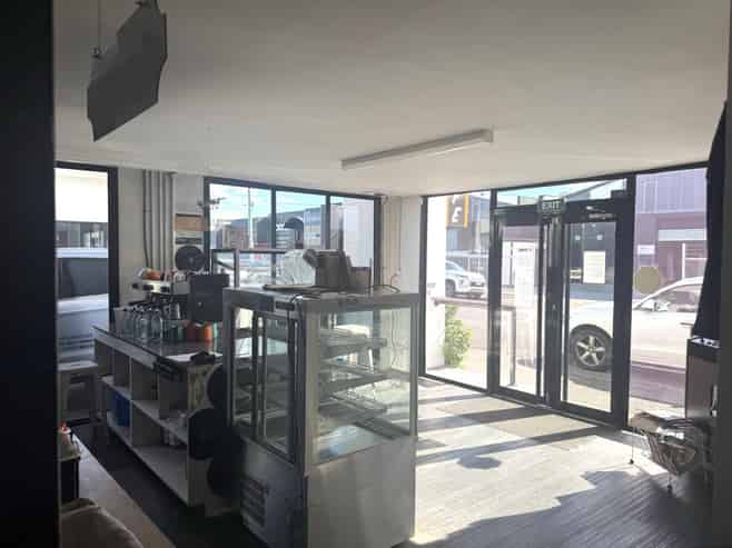 Flexible CBD Fringe Retail & Warehouse