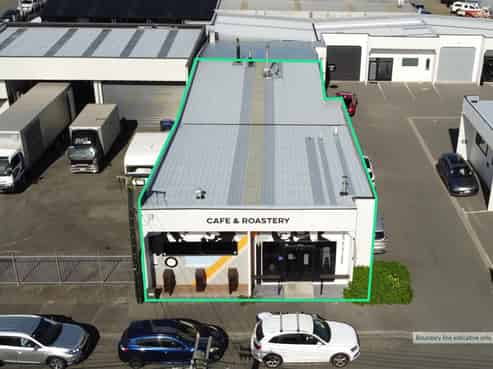 Flexible CBD Fringe Retail & Warehouse