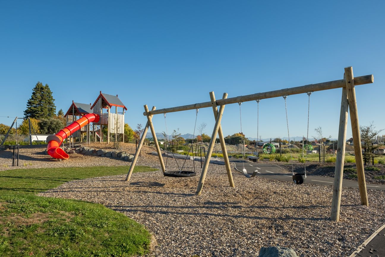 Built Just For You In Rose Manor – další