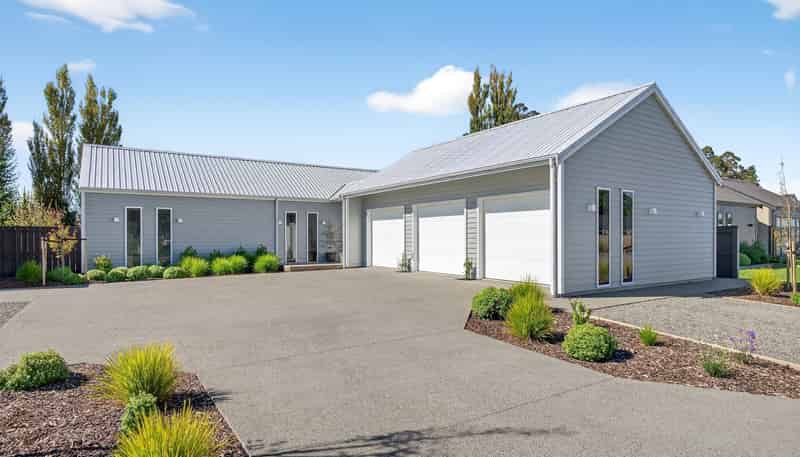 38 Orchard Road, Greytown