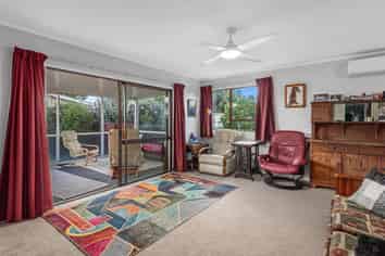 12 Cypress Gardens Place, Onerahi