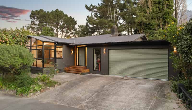 64 Berkley Avenue, Hillcrest