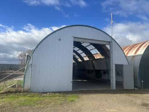 Functional warehouse with yard