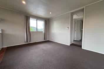 37 Holmes Drive South, Massey