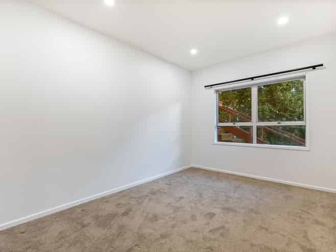 273A Royal Road, Massey