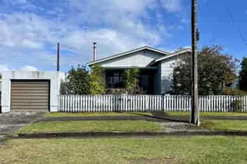14 Queen Street, Westport