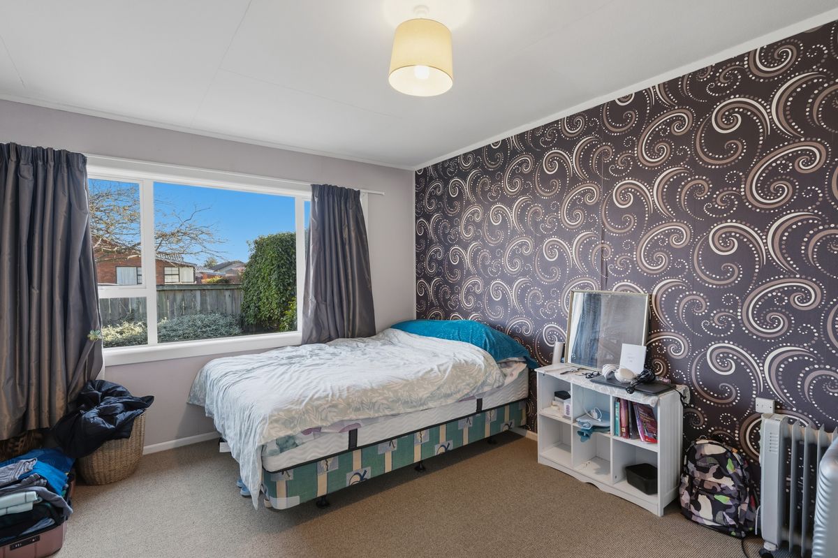 Four bedrooms in Windsor – pohled 5