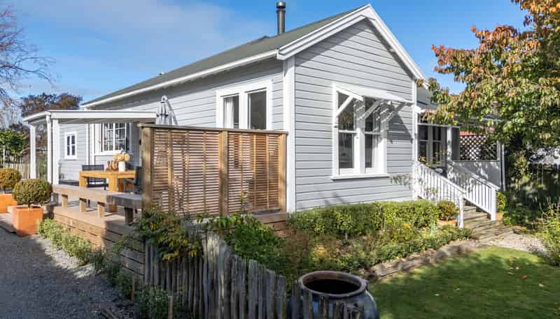34 Fisher Place, Carterton