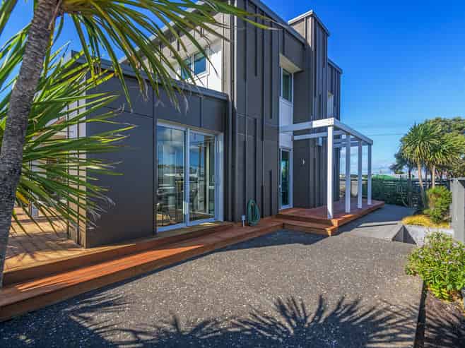 1 Roore Street, Foxton Beach