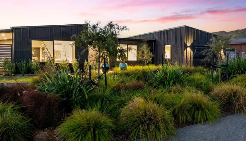 9 Kaiwaru Place, WAIKANAE