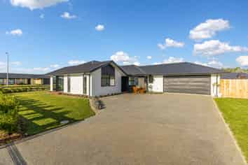 26 Rosalind Avenue, Darfield