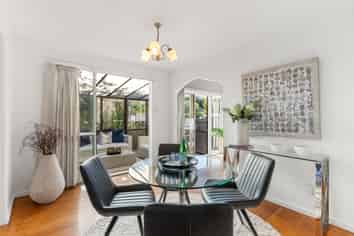 1/1 Diomede Street, Bayswater