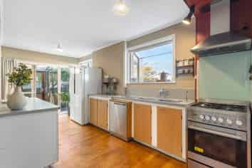 1/1 Diomede Street, Bayswater