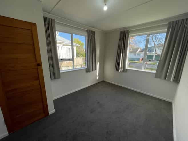 46 Molesworth Street, Taita