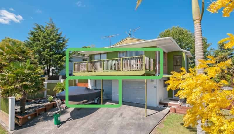 18A Reynella Drive, Massey