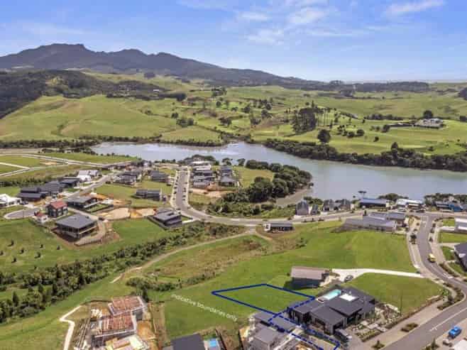 48 Rangitahi Road, Raglan
