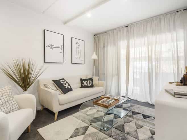 201/9 East Street , Papakura