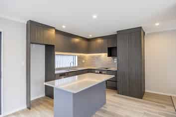 7/84 Kings Road, Panmure