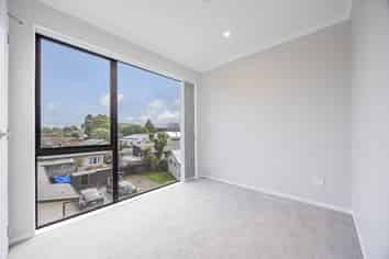 7/84 Kings Road, Panmure
