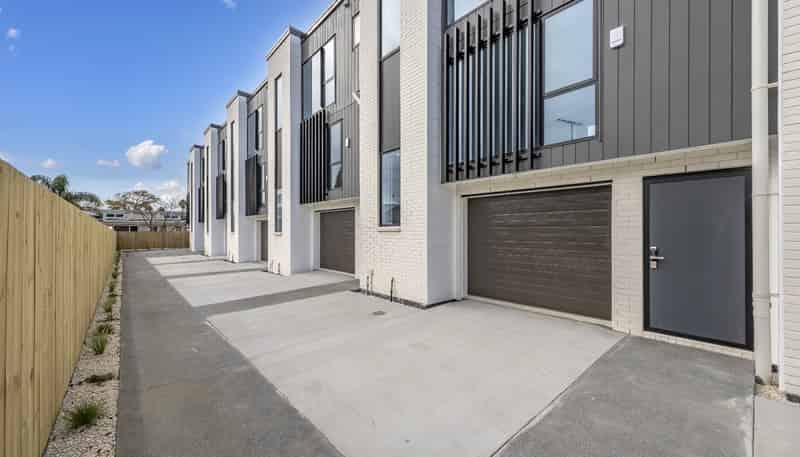 7/84 Kings Road, Panmure