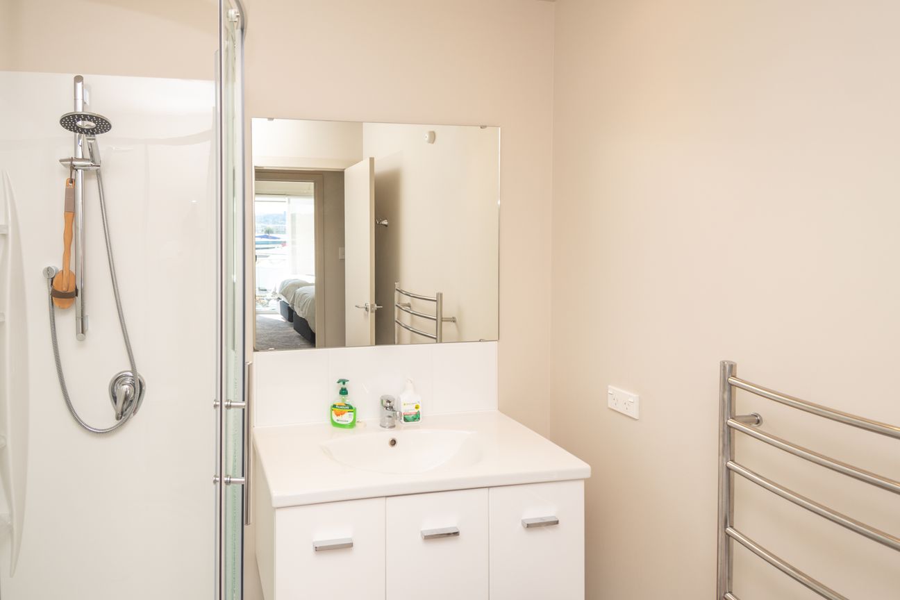 High End 2 Bedroom Apartment with Views - Ansicht 6