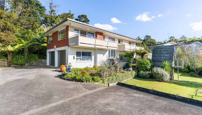 56 Mayfair Crescent, Mairangi Bay