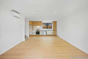 3/24 Leonard Road, Mount Wellington