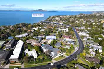 355 Beach Road, Campbells Bay