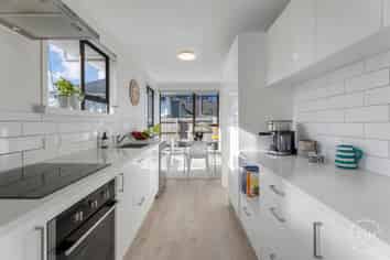 54 Myers Road, Manurewa East